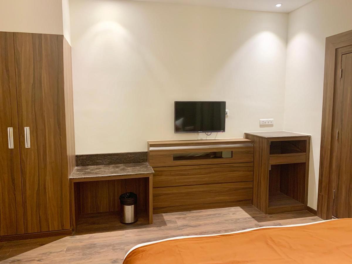 Hotel Amber Rudrapur Dış mekan fotoğraf