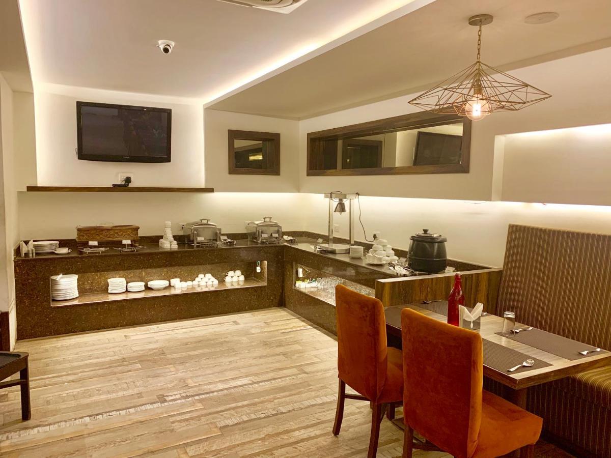 Hotel Amber Rudrapur Dış mekan fotoğraf