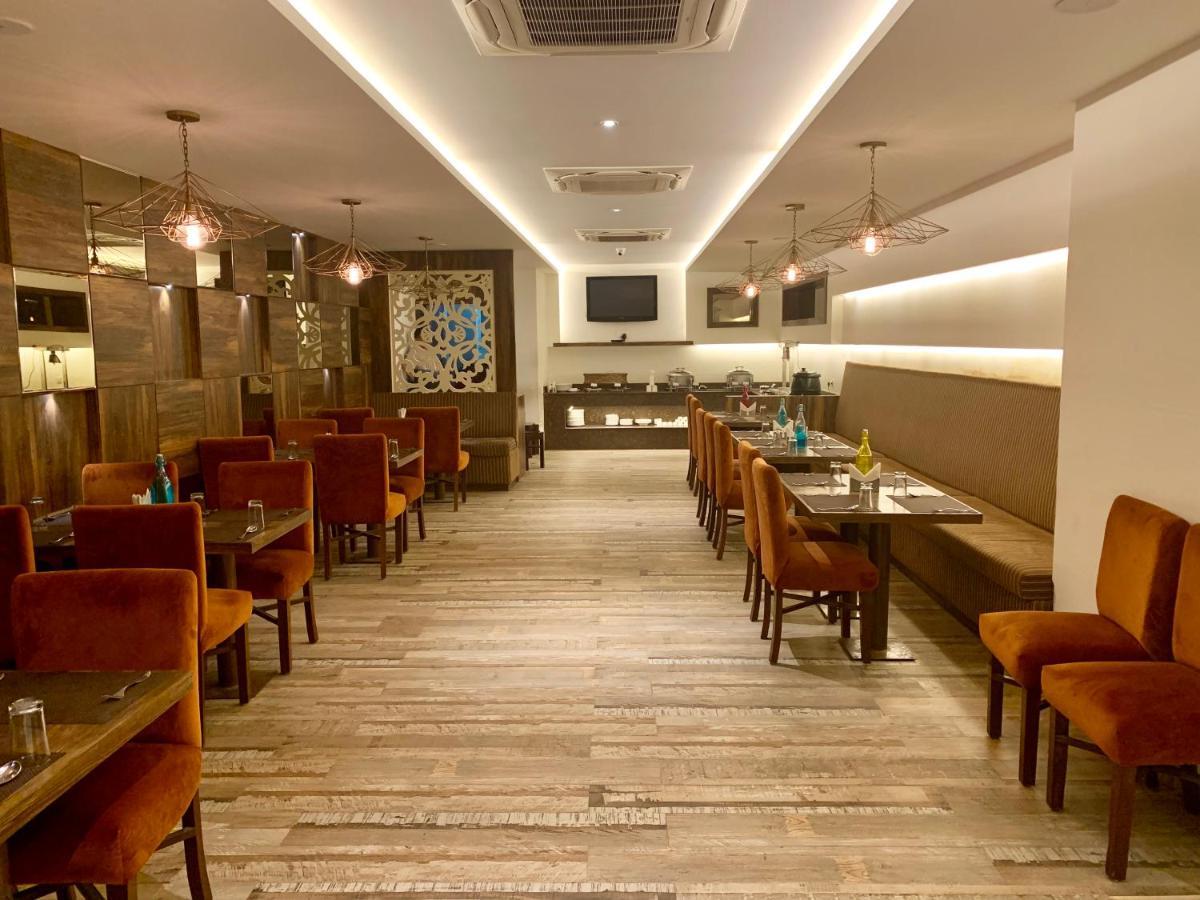 Hotel Amber Rudrapur Dış mekan fotoğraf